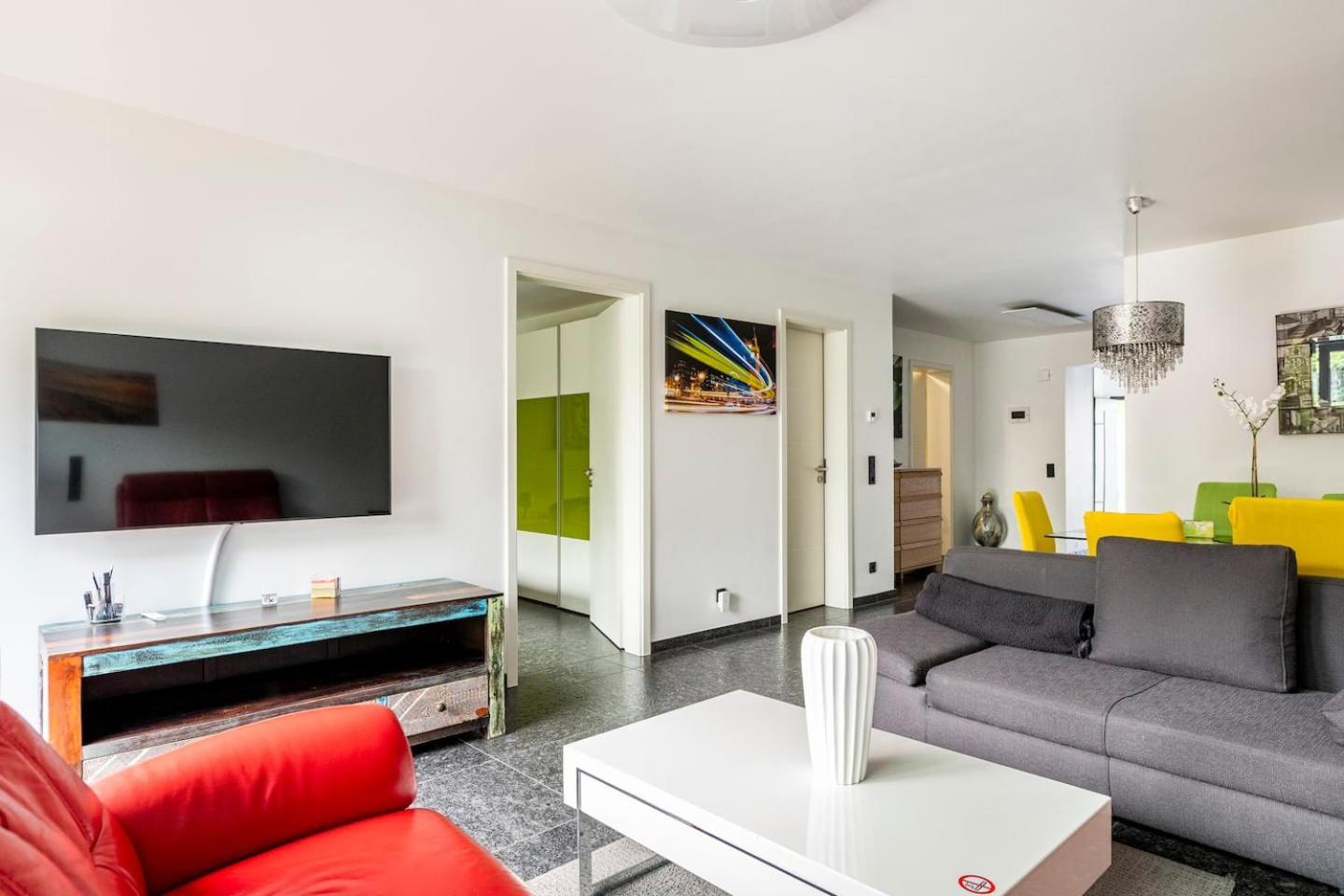 Wunderschoene Terrassenwohnung Mit Blick Ins Gruene! Meerbusch Buitenkant foto